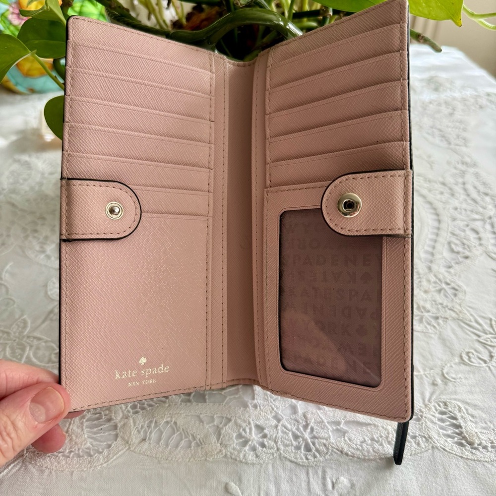 kate spade Two-Tone Pink & Black Saffiano Continental Wallet - Picture 4 of 7
